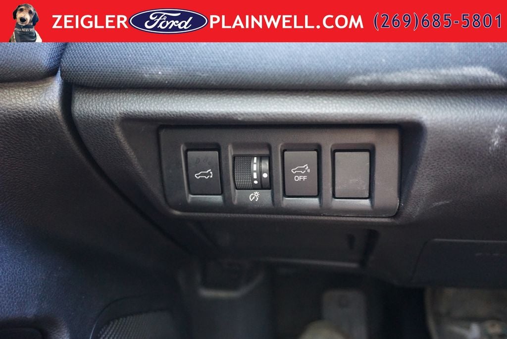 2023 Subaru Outback Premium AWD Blis Rear Camera