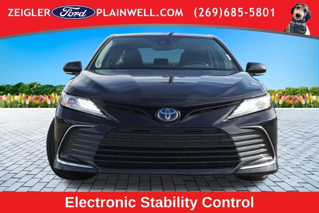 2022 Toyota Camry Hybrid XLE Leather Power Moonroof Rear Camera