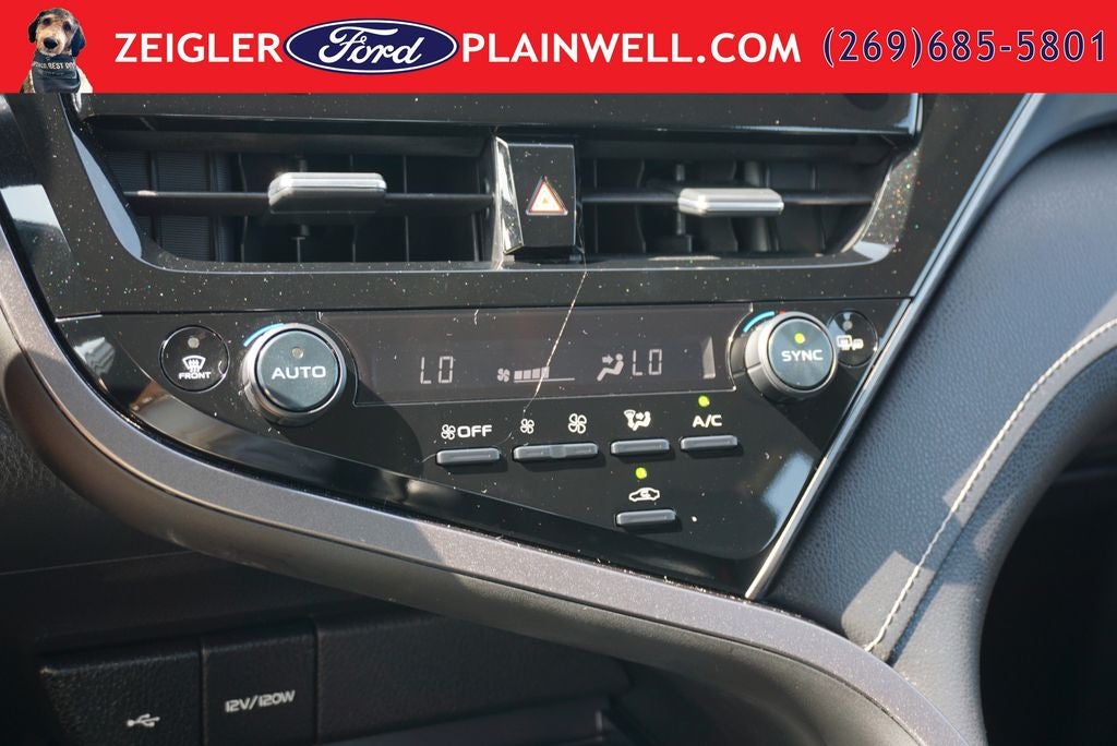 2022 Toyota Camry SE AWD HEATED LEATHER SEATS & STEERING REAR CAMERA