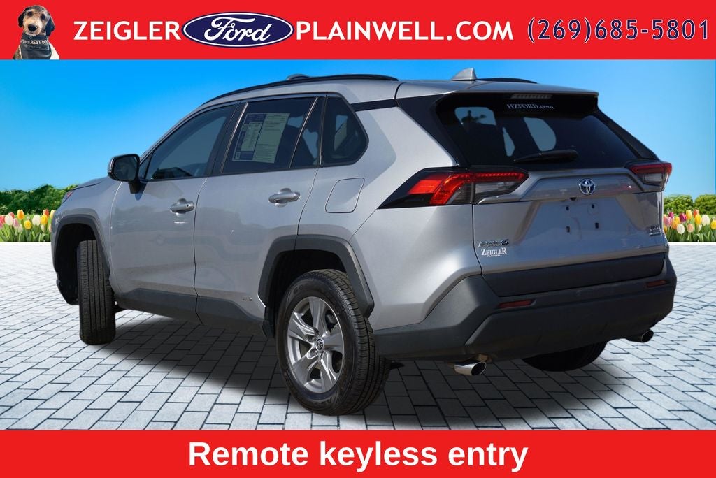 2022 Toyota RAV4 Hybrid XLE