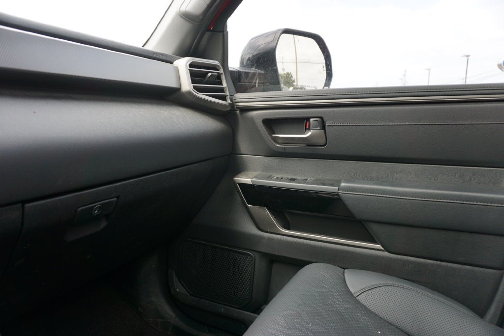 2025 Toyota Tundra Limited 4X4 V6 BLACK EDITION POWER MOONROOF LEATHER NAV