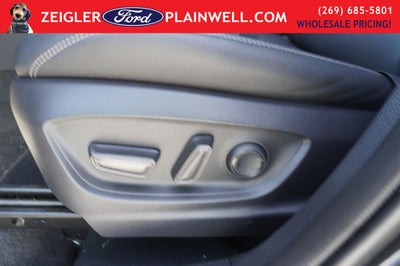 2023 Toyota Corolla Cross XLE AWD MOONROOF HEATED LEATHER BLIS REAR CAMERA