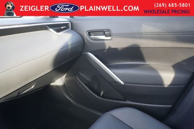 2023 Toyota Corolla Cross XLE AWD MOONROOF HEATED LEATHER BLIS REAR CAMERA