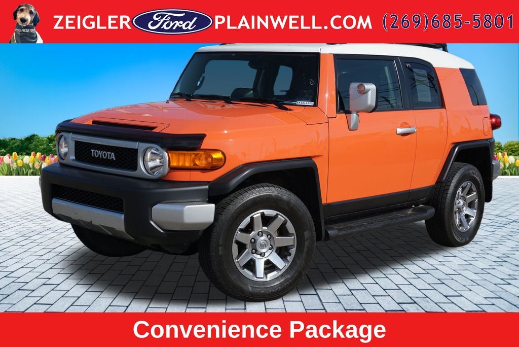 2014 Toyota FJ Cruiser Base 4x4 2 Tone Paint