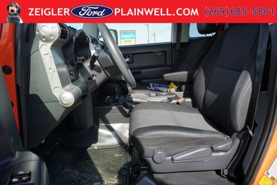 2014 Toyota FJ Cruiser Base 4x4 2 Tone Paint