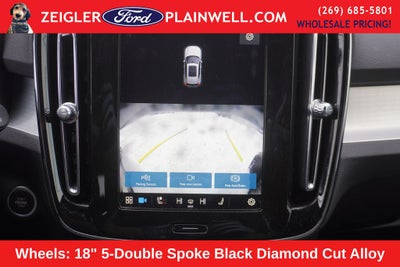 2024 Volvo XC40 B5 Core AWD