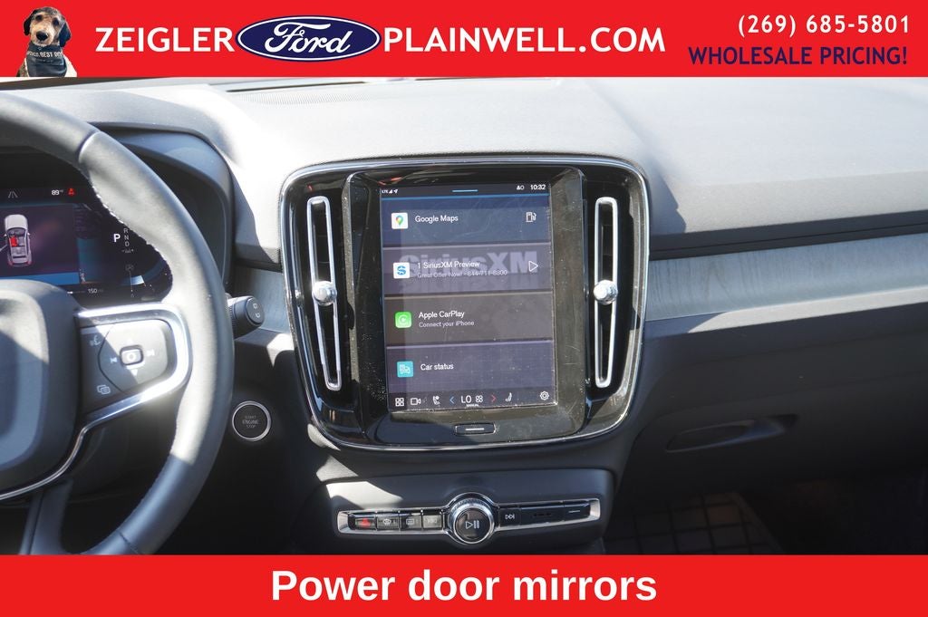 2023 Volvo XC40 B5 Plus Dark Theme AWD HEATED LEATHER POWER MOONROOF NAV