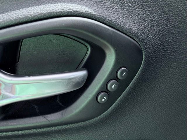 2023 Jeep Cherokee Altitude Lux 4x4