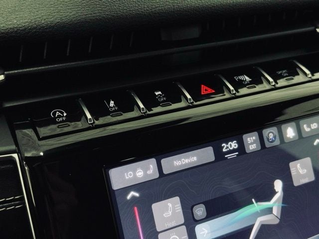 2023 Jeep Grand Cherokee Laredo 4x4