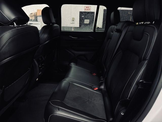 2023 Jeep Grand Cherokee Altitude 4x4