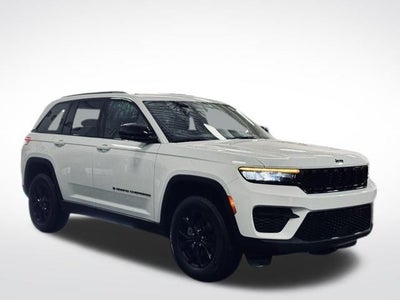 2025 Jeep Grand Cherokee Altitude 4x4