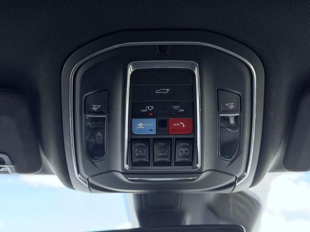 2025 Jeep Grand Cherokee Summit 4x4