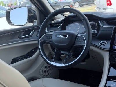 2025 Jeep Grand Cherokee L Limited 4x4
