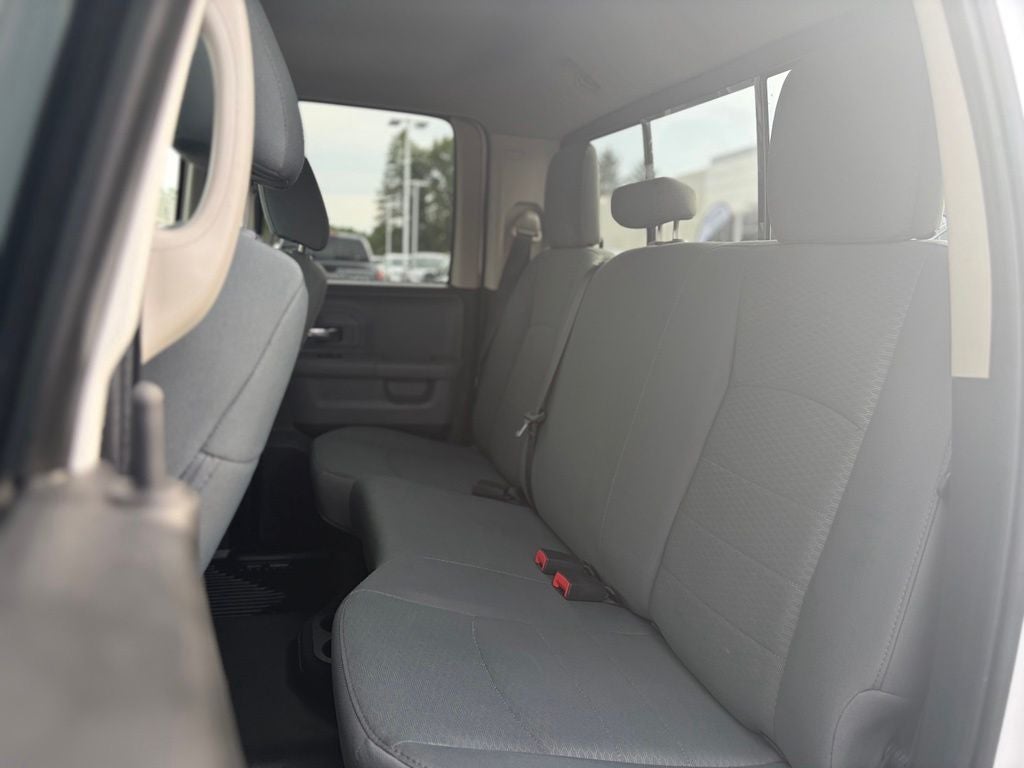 2016 RAM 1500 SLT