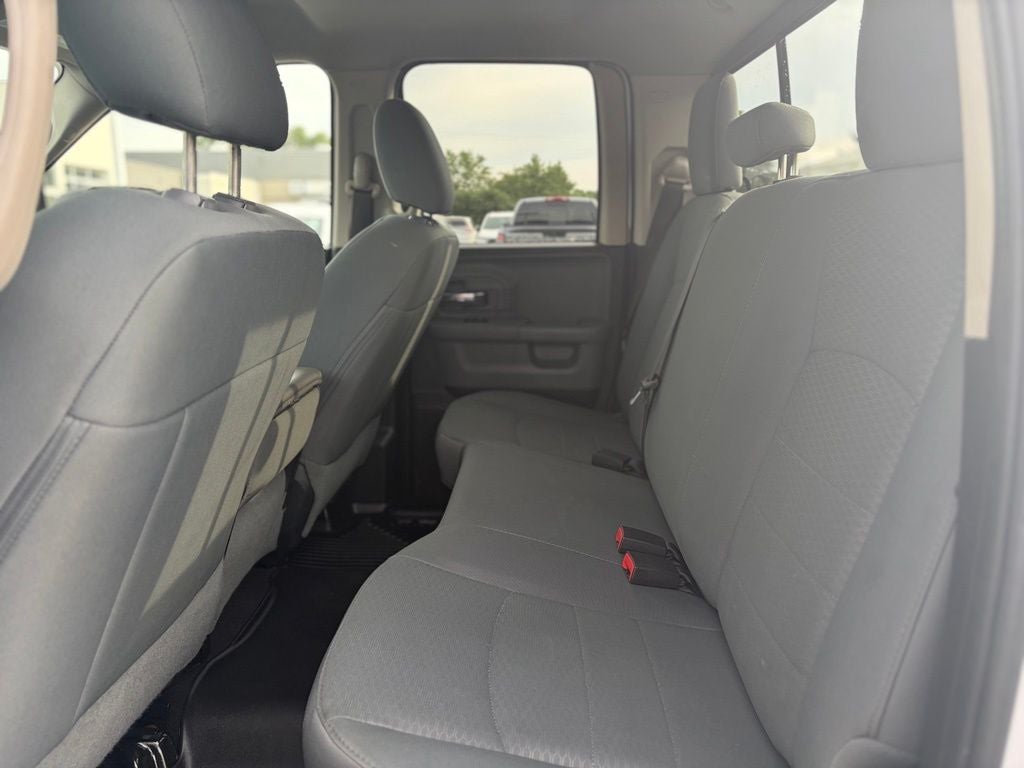 2016 RAM 1500 SLT