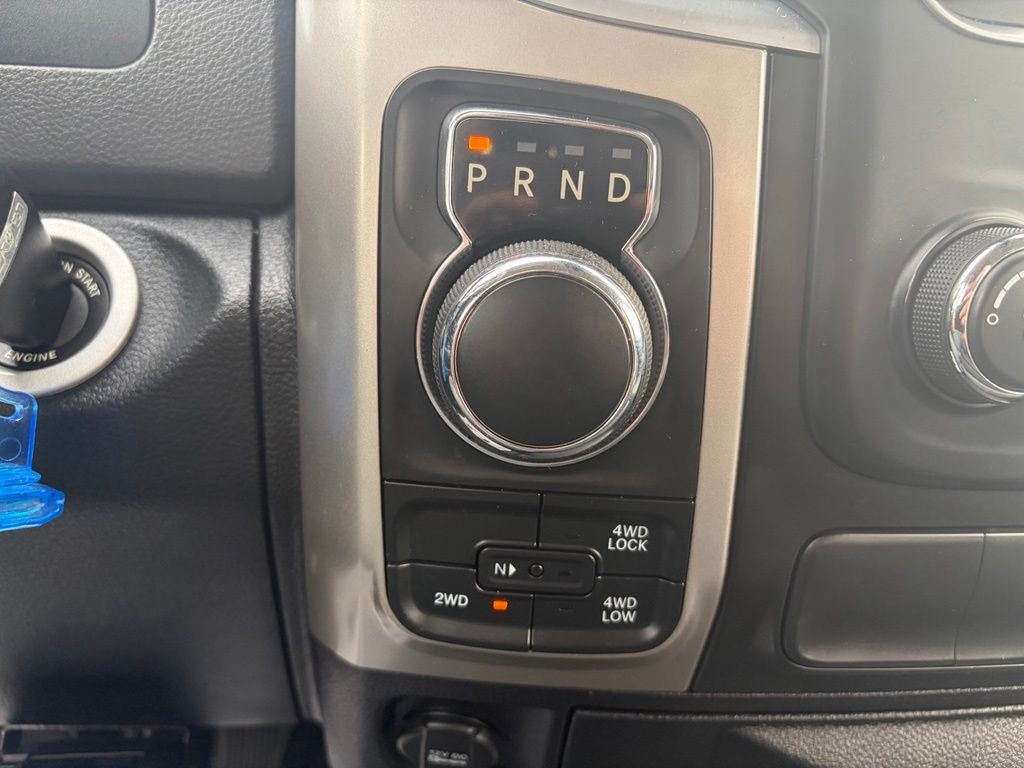 2016 RAM 1500 SLT