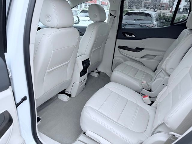 2023 GMC Acadia AWD Denali