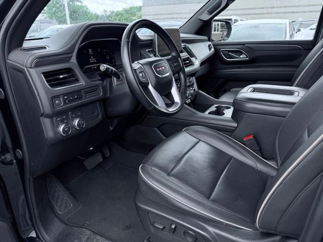 2024 GMC Yukon 4WD SLT