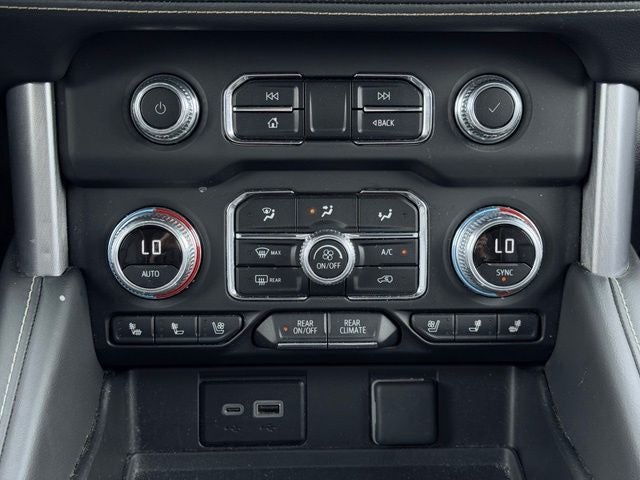2024 GMC Yukon 4WD SLT