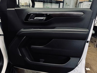 2025 Chevrolet Tahoe 4WD LT