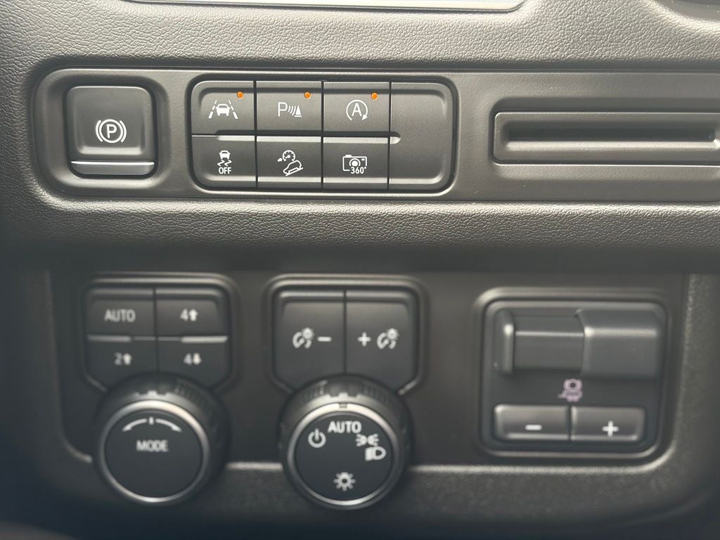 2024 Chevrolet Suburban 4WD Z71