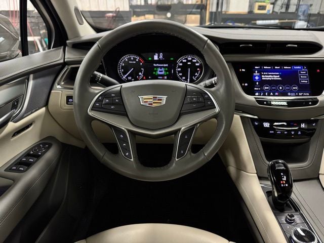 2023 Cadillac XT5 AWD Premium Luxury