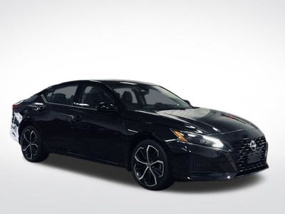 2023 Nissan Altima SR Intelligent AWD