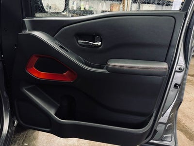 2023 Nissan Frontier Crew Cab PRO-4X 4x4