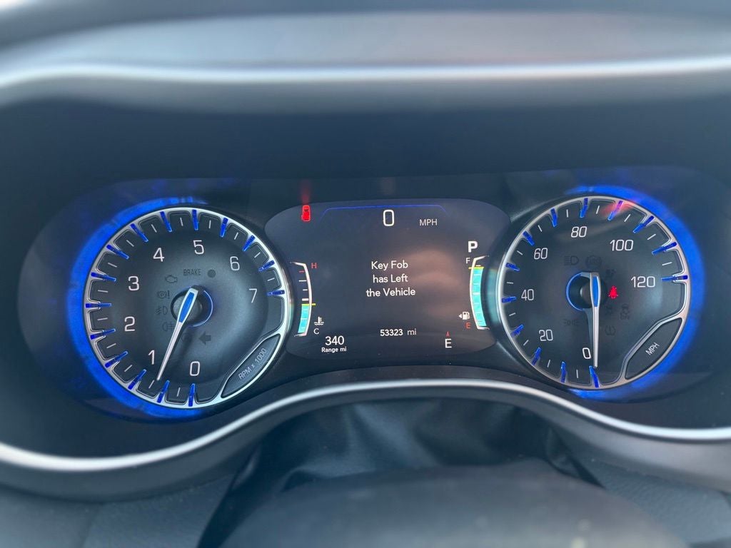 2025 Chrysler Pacifica Select * Certified Pre-Owned *