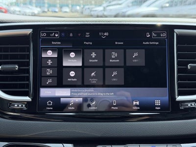 2025 Chrysler Pacifica Select