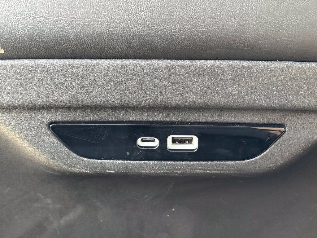 2025 Chrysler Pacifica Select * Certified Pre-Owned *