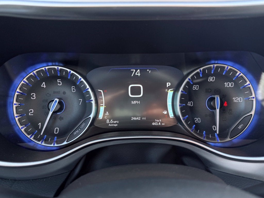2025 Chrysler Pacifica Limited * Certified Pre-Owned *