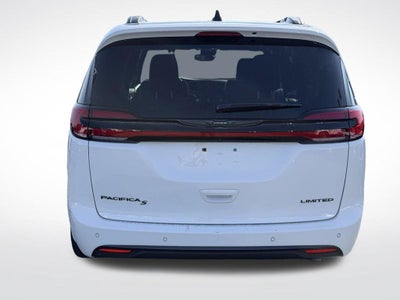 2025 Chrysler Pacifica Limited * Certified Pre-Owned *