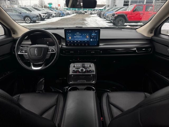 2022 Lincoln Nautilus Standard