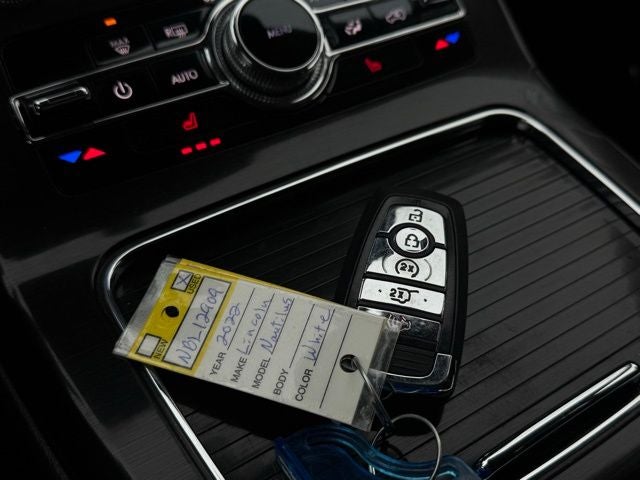 2022 Lincoln Nautilus Standard