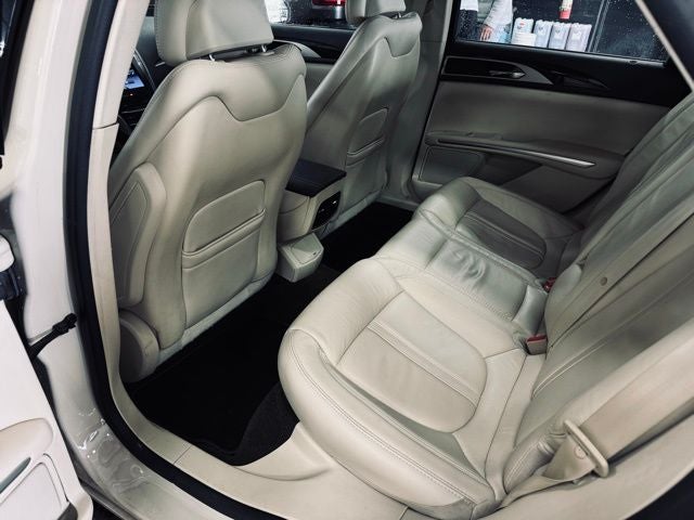 2014 Lincoln MKZ Base