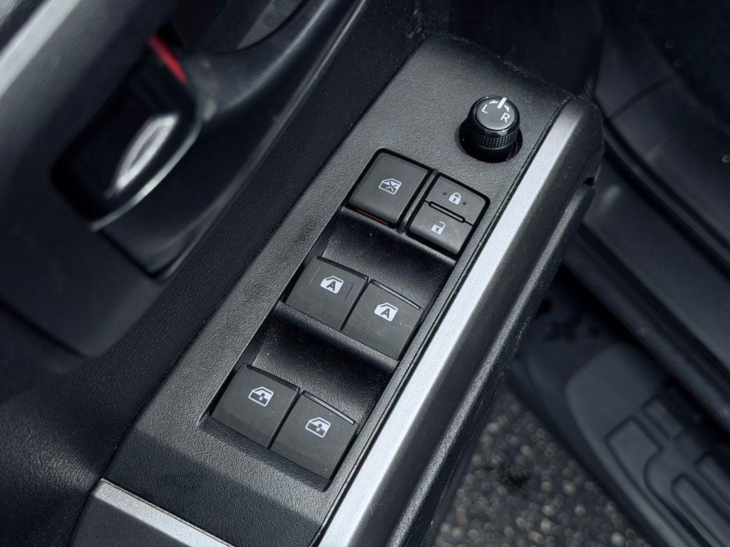 2023 Toyota Tacoma V6