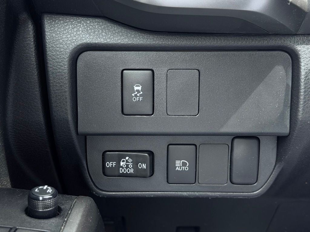 2023 Toyota Tacoma V6