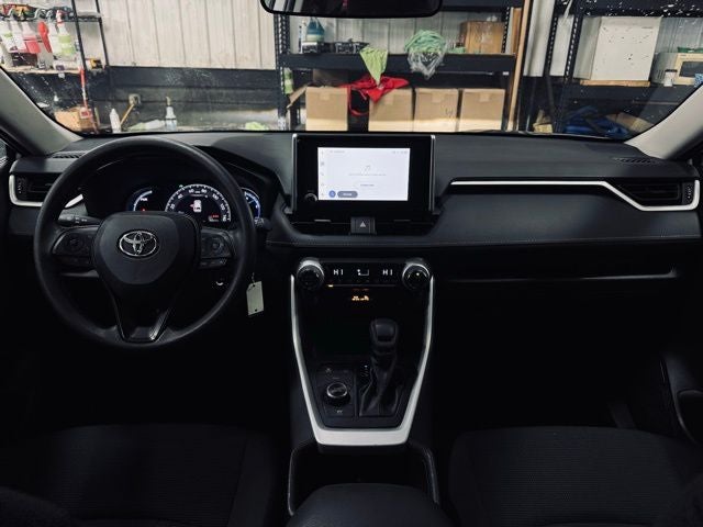 2023 Toyota RAV4 Hybrid LE