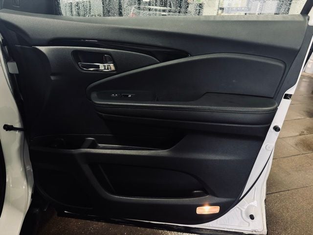 2022 Honda Pilot AWD Touring 7 Passenger