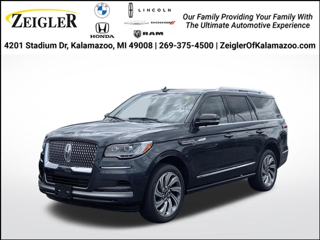 2022 Lincoln Navigator Standard