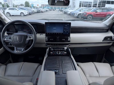 2022 Lincoln Navigator Standard
