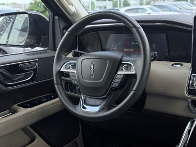2022 Lincoln Navigator Standard