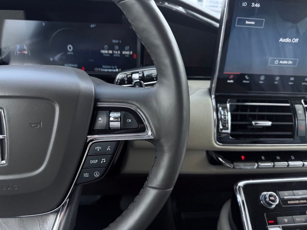 2022 Lincoln Navigator Standard