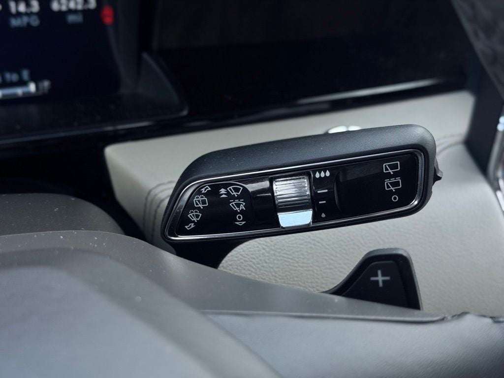 2022 Lincoln Navigator Standard
