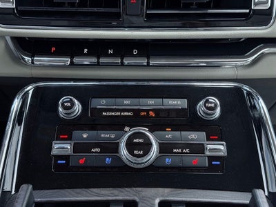 2022 Lincoln Navigator Standard