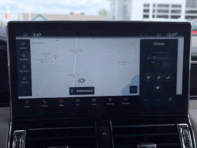 2022 Lincoln Navigator Standard