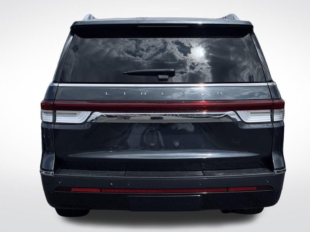2022 Lincoln Navigator Standard