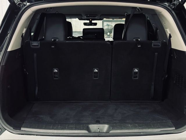 2023 Nissan Pathfinder SL 4WD