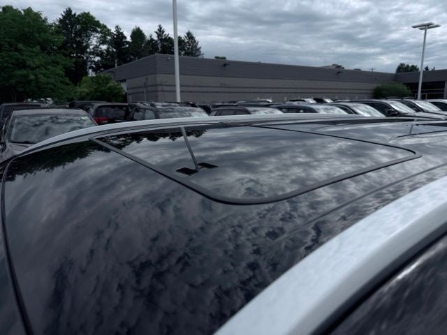 2024 Toyota Highlander Hybrid XLE